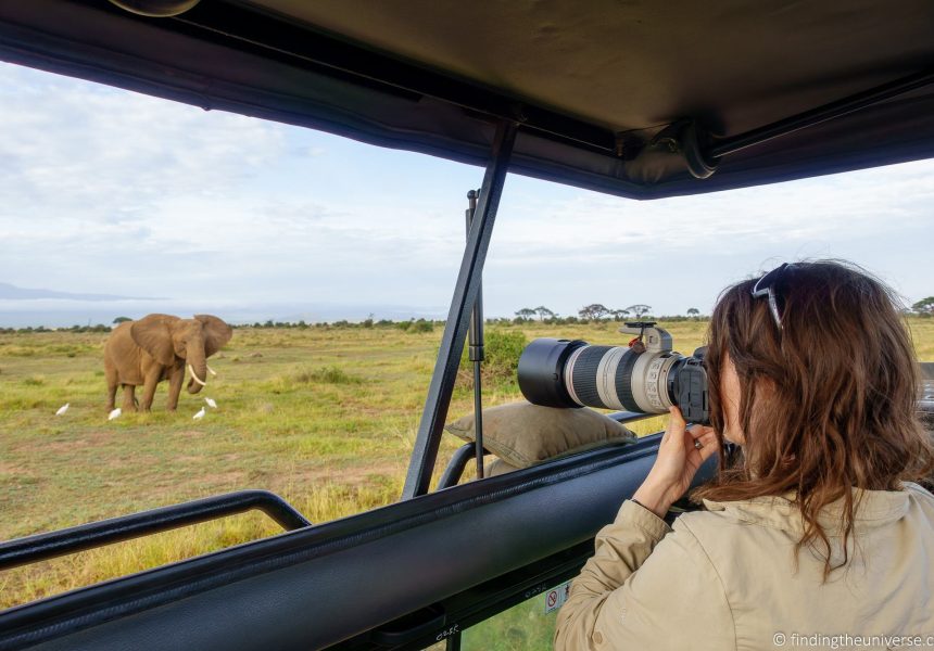 Jess-on-safari-with-camera_by_Laurence-Norah-2